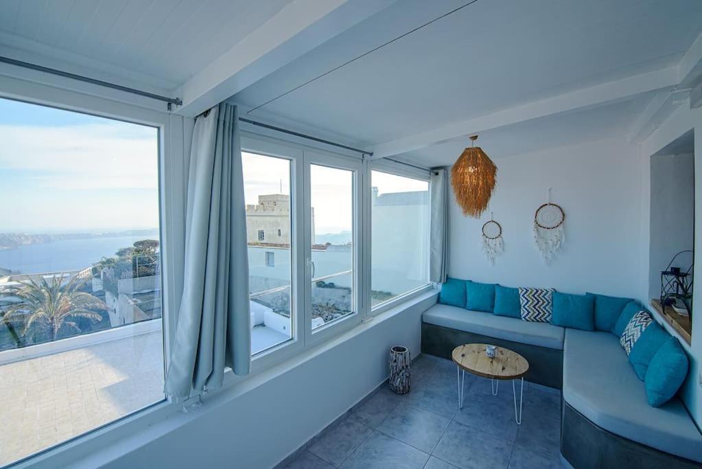 Апартаменты Castle View Фиростефани Экстерьер фото